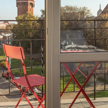 Cozy With Balcony Near Old Town By Rent Like Apartman *